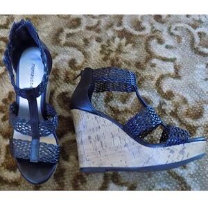 Montego Bay Club brand wedge 4" heel